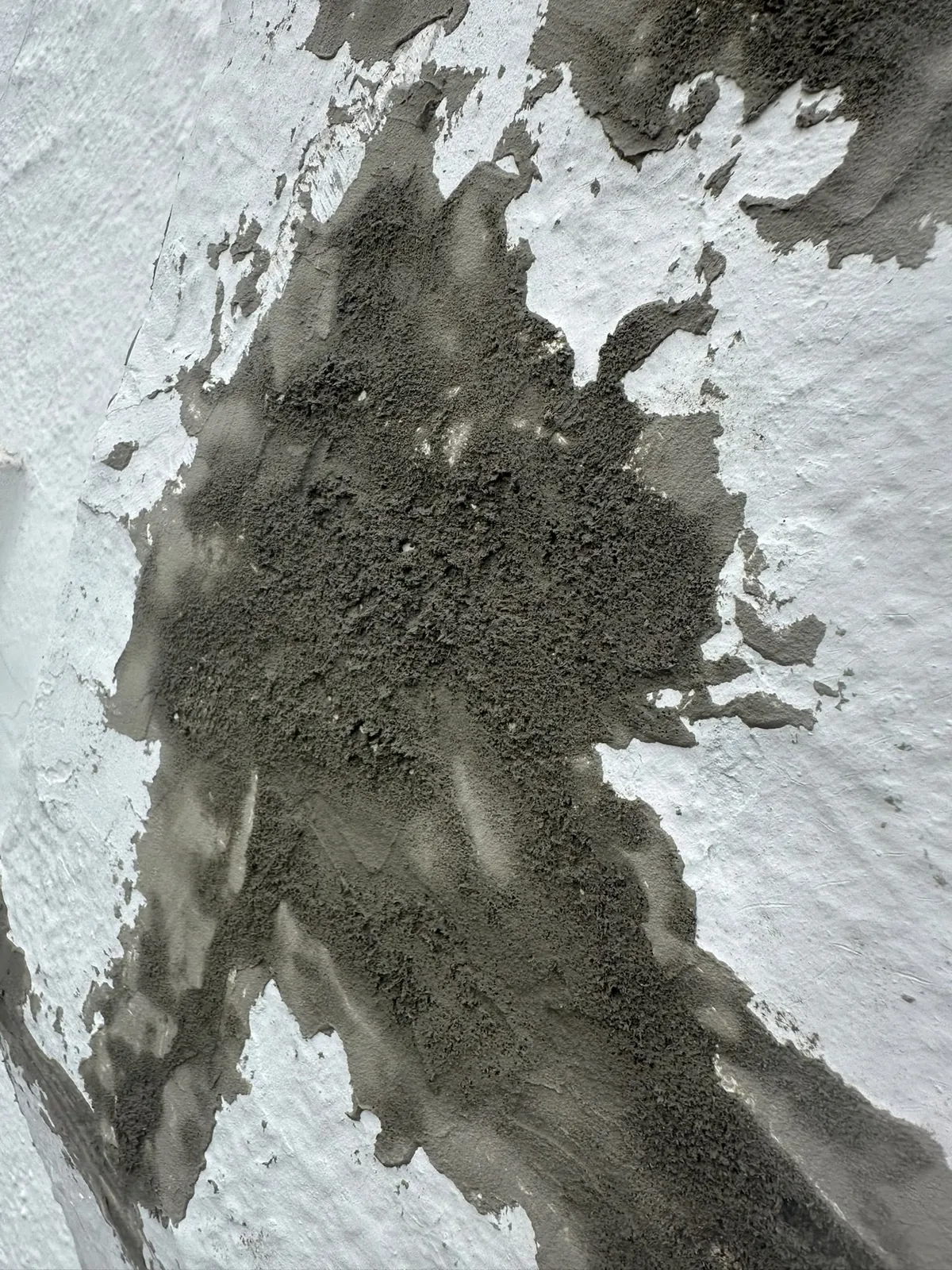 Blown render removed back to a sound surface on a white wall
