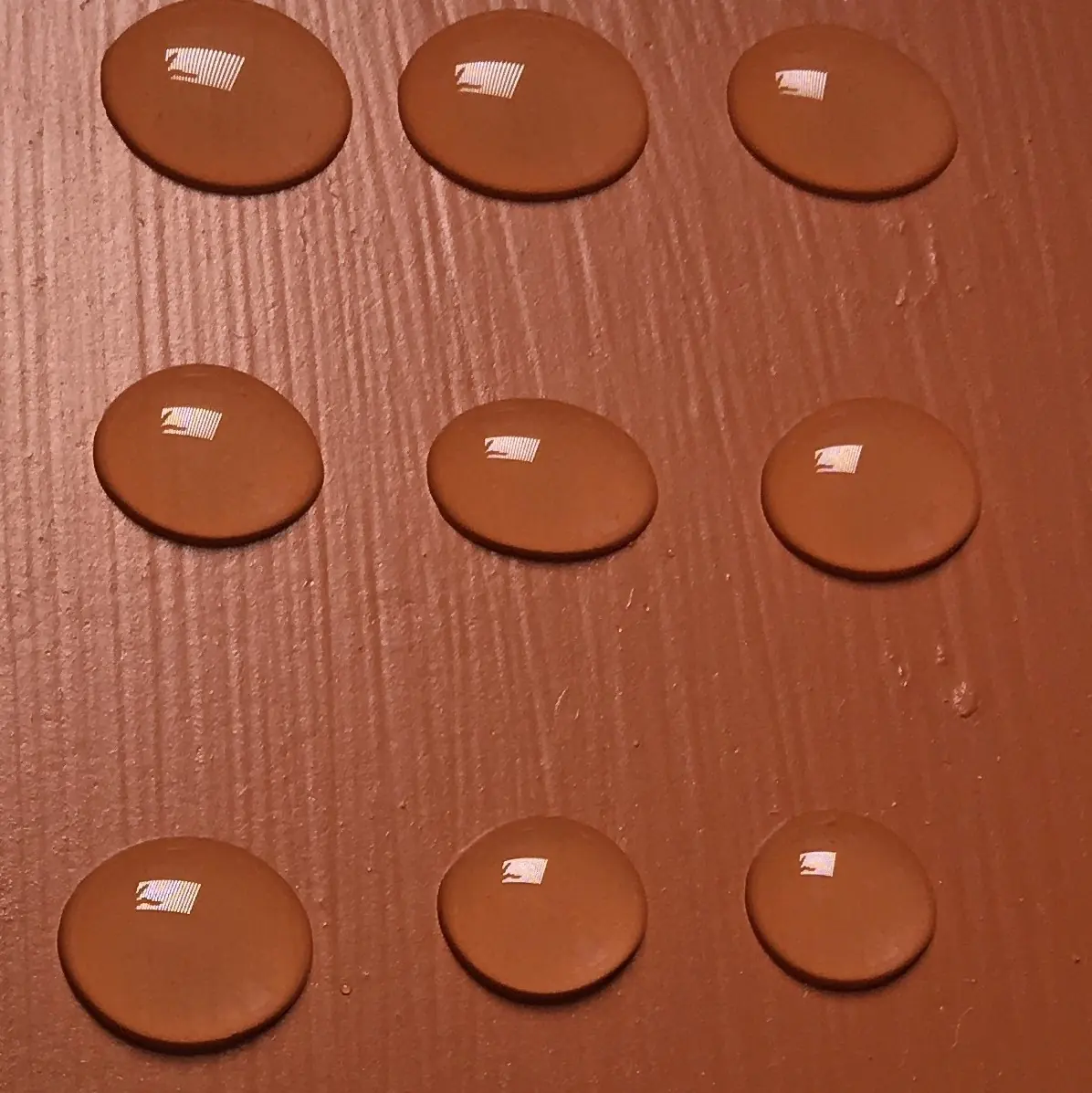 Water beading on a RENOTEC coated tile